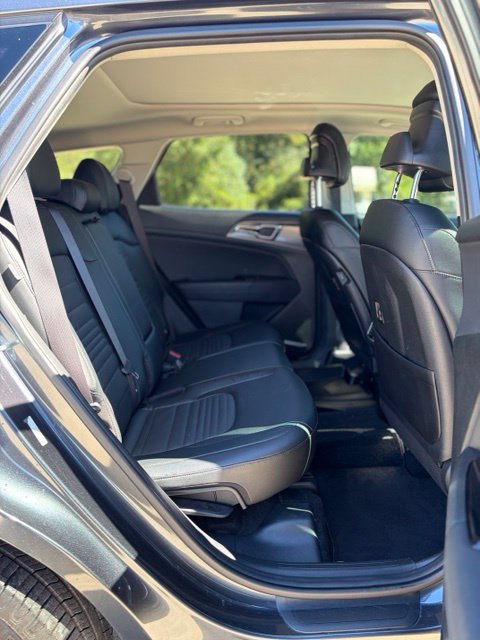 Used 2024 Kia Sportage SX FWD image 14