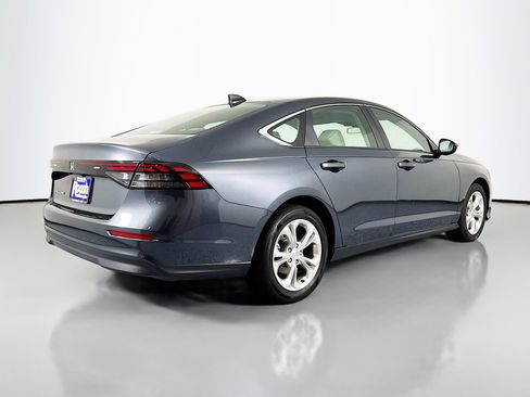 Certified 2023 Honda Accord LX image 5