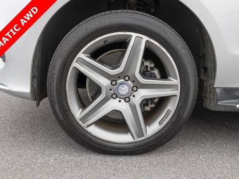 Used 2016 Mercedes-Benz GLE 400 4MATIC image 5