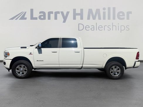 Used 2019 RAM 3500 Laramie AWD/4WD image 2
