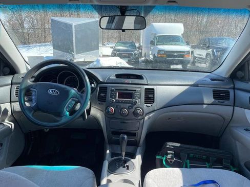 Used 2009 Kia Optima LX image 31