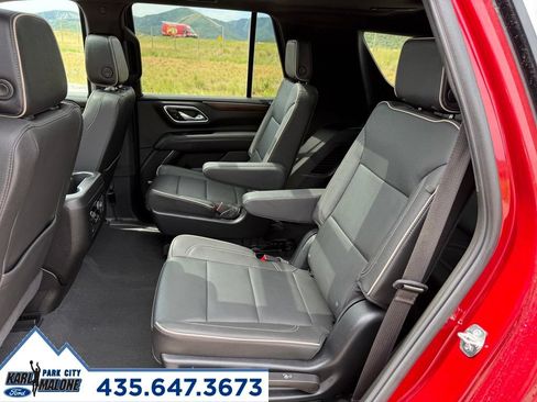 Used 2024 Chevrolet Tahoe Premier w/ Premium Package AWD/4WD image 28