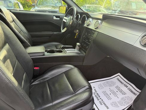 Used 2008 Ford Mustang Premium RWD image 13