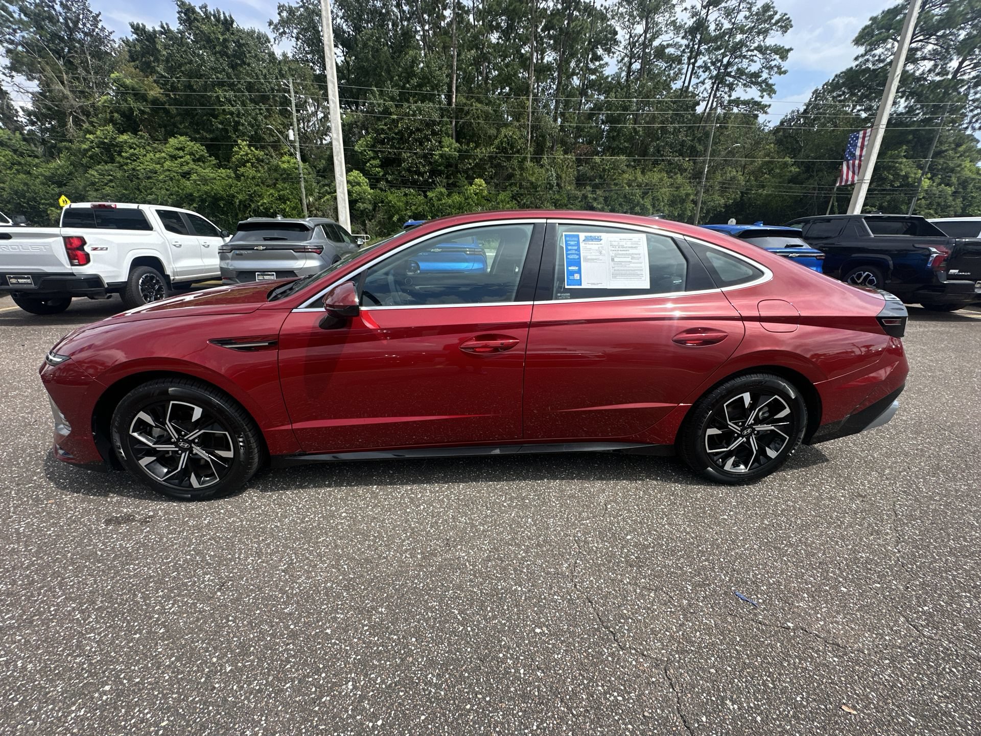 Used 2025 Hyundai Sonata SEL FWD image 13