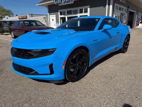 Used 2022 Chevrolet Camaro LT w/ Technology Package RWD image 1