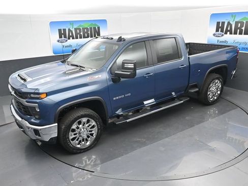 New 2026 Chevrolet Silverado 2500 LT w/ All Star Edition AWD/4WD image 21