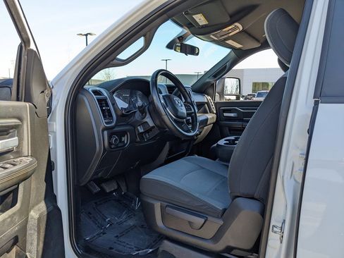 Used 2024 RAM 3500 SLT w/ Quick Order Package 2YG SLT image 32