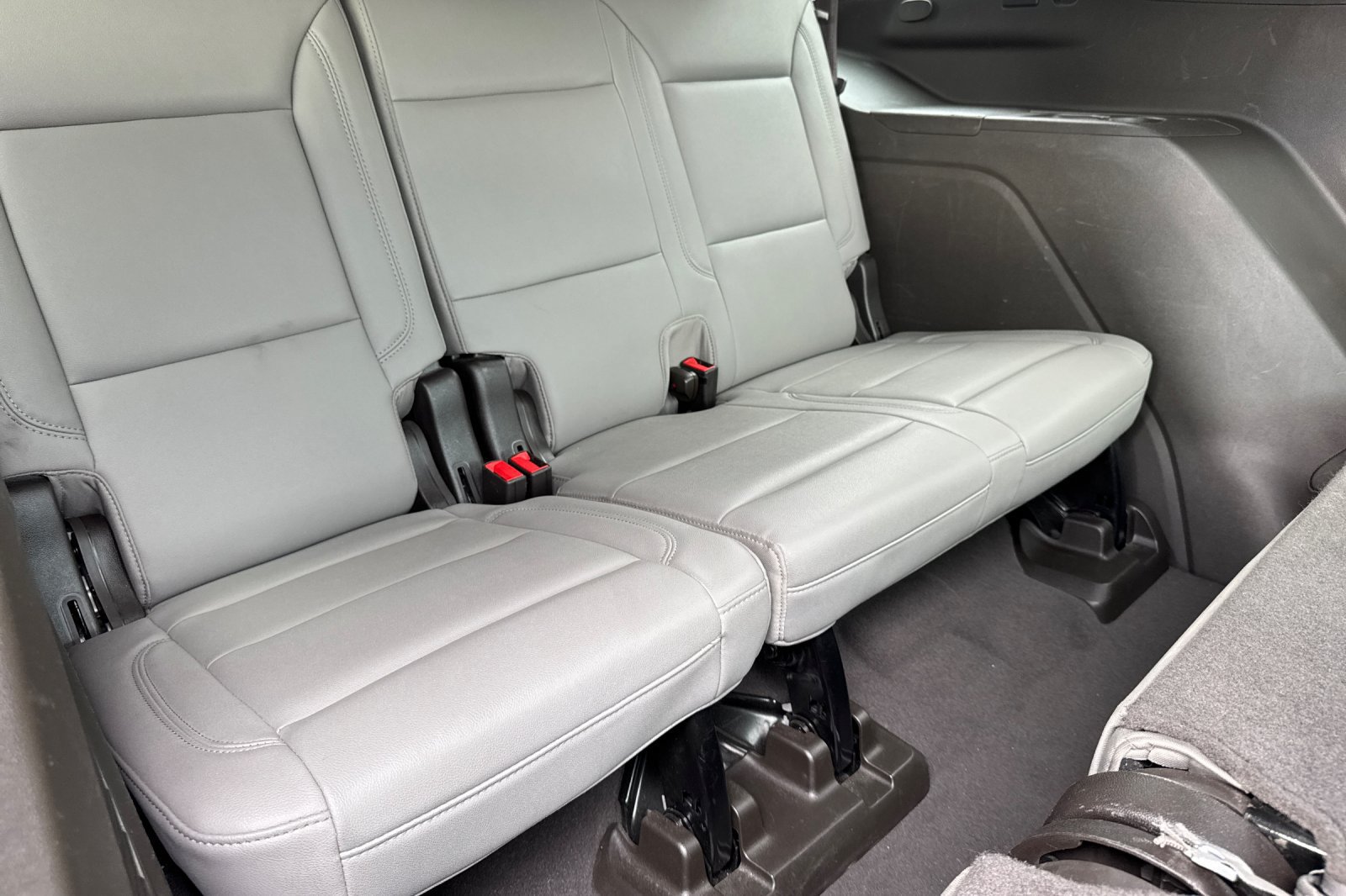 Used 2024 Chevrolet Tahoe LT AWD/4WD image 18
