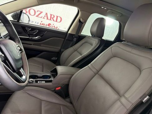 Certified 2024 Lincoln Corsair Reserve w/ Equipment Group 201A AWD/4WD image 9