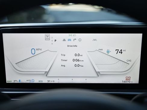 Used 2024 Hyundai Ioniq 6 SEL image 32