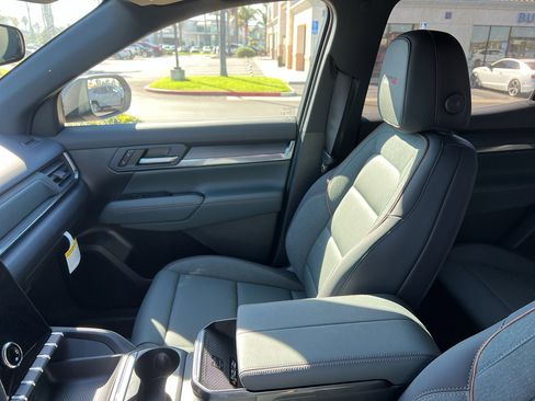 New 2026 GMC Terrain AT4 image 15