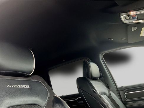 Used 2024 RAM 1500 Laramie image 29