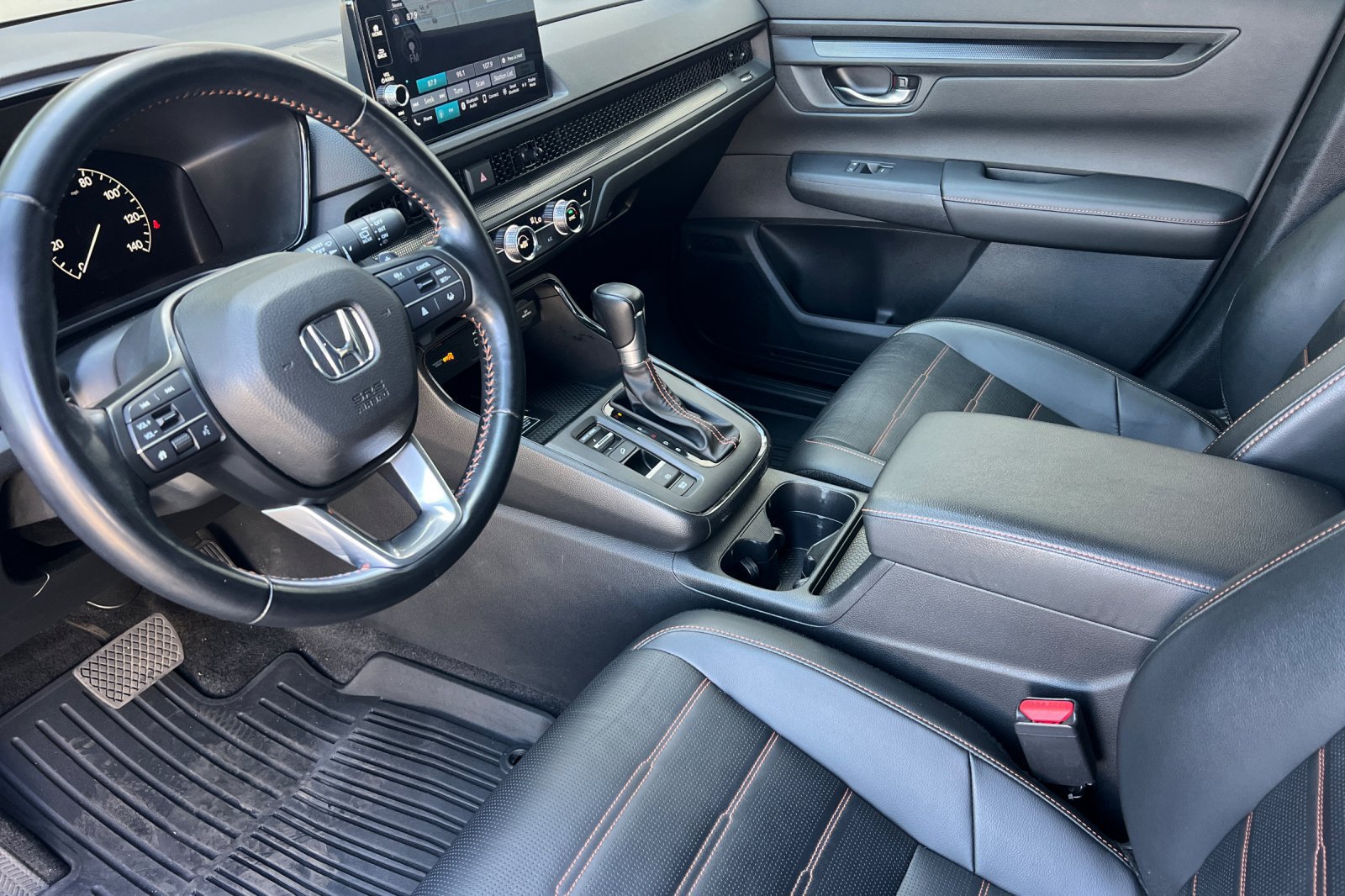 Used 2025 Honda CR-V Sport-L image 9