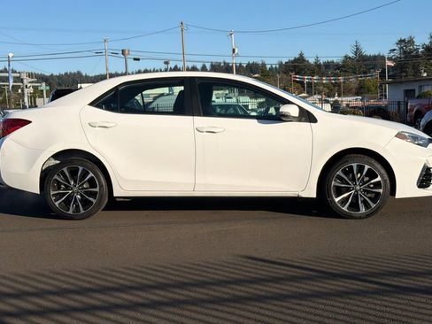 Used 2018 Toyota Corolla XSE w/ Carpet Mat Package (TMS) image 2