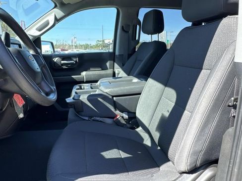 Used 2022 Chevrolet Silverado 1500 Custom image 9