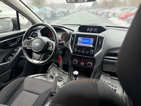 Used 2021 Subaru Crosstrek 2.0i Premium image 14