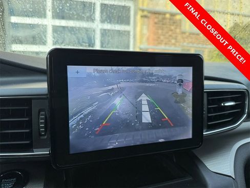 Used 2020 Ford Explorer XLT w/ Equipment Group 202A image 17