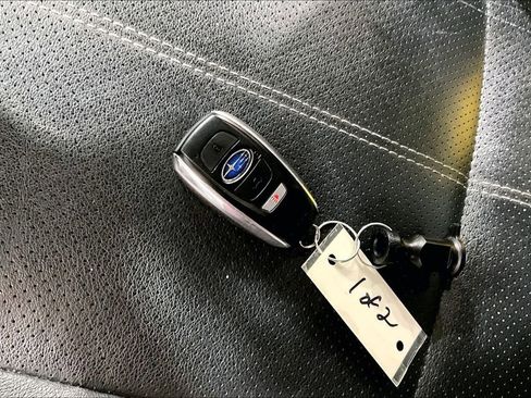 Used 2017 Subaru Forester 2.0XT Touring AWD/4WD image 11