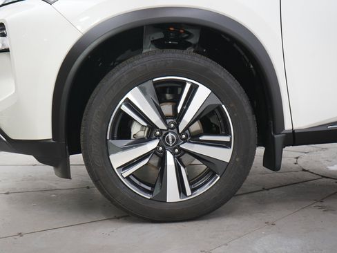 Used 2023 Nissan Rogue SL AWD/4WD image 30