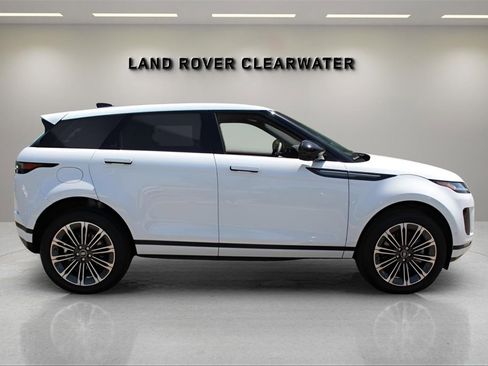 Used 2026 Land Rover Range Rover Evoque S image 6