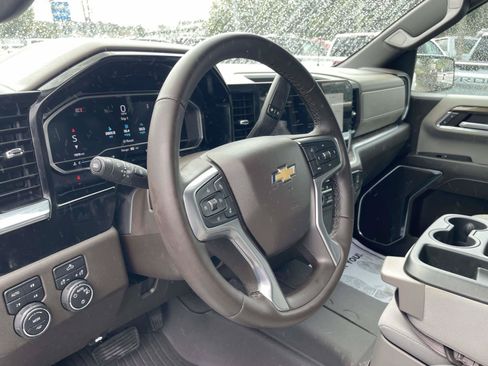 Used 2024 Chevrolet Silverado 1500 LT w/ All Star Edition Plus AWD/4WD image 7