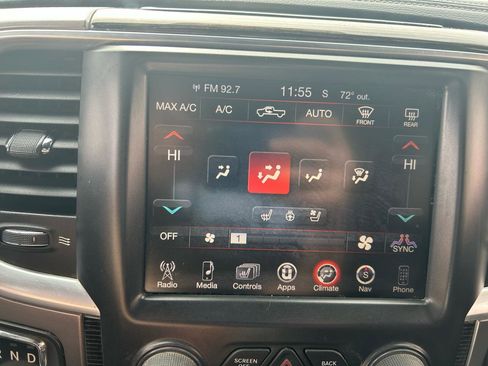 Used 2016 RAM 1500 Limited image 23