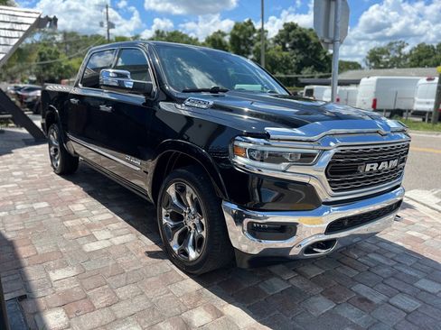 Used 2019 RAM 1500 Limited RWD image 4