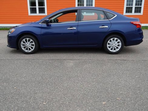 Used 2019 Nissan Sentra SV FWD image 5