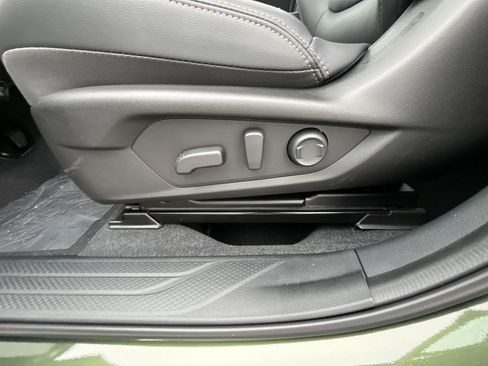 New 2026 Subaru Outback Limited XT AWD/4WD image 16