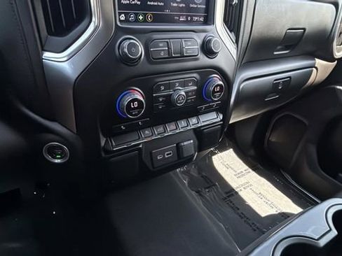 Certified 2022 Chevrolet Silverado 1500 RST AWD/4WD image 36