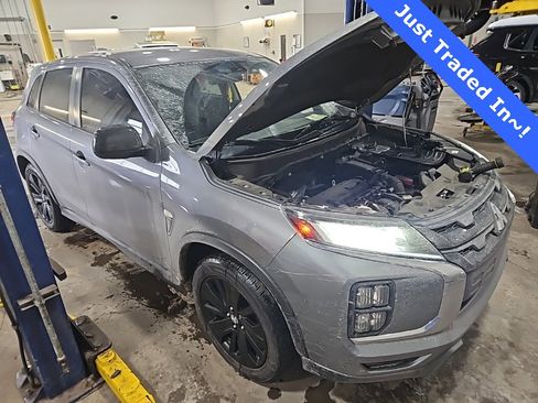 Used 2022 Mitsubishi Outlander Sport LE image 1