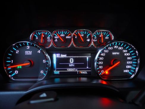 Used 2018 Chevrolet Silverado 1500 LT w/ All Star Edition image 15