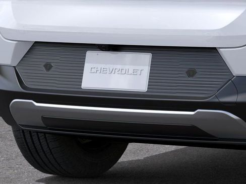 New 2025 Chevrolet Equinox EV LT image 14