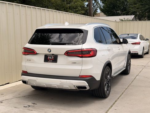 Used 2019 BMW X5 xDrive50i w/ Luxury Seating Package AWD/4WD image 4