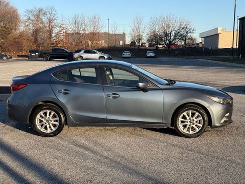 Used 2015 MAZDA MAZDA3 i Touring image 9