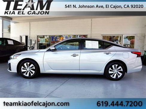 Used 2023 Nissan Altima 2.5 S FWD image 6