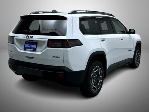 New 2026 Jeep Cherokee Laredo image 5