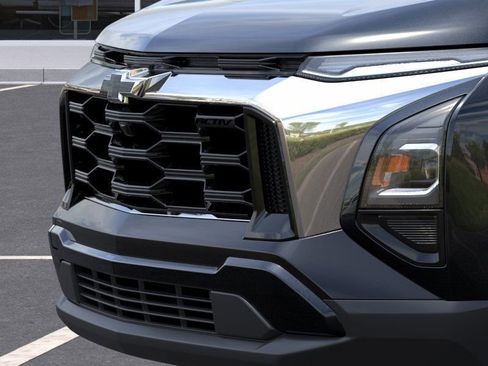 New 2025 Chevrolet Equinox ACTIV image 13