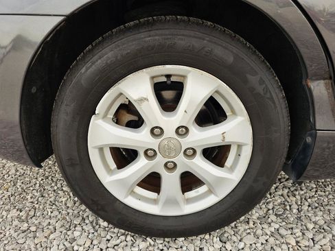 Used 2010 Toyota Camry LE image 66