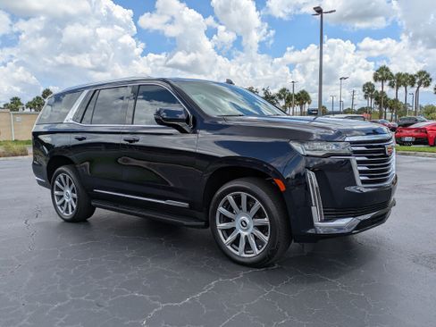 Used 2022 Cadillac Escalade Premium Luxury Platinum AWD/4WD image 7