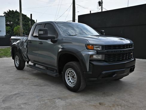 Used 2019 Chevrolet Silverado 1500 W/T w/ WT Convenience Package RWD image 3