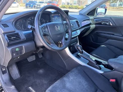 Used 2013 Honda Accord Sport image 10