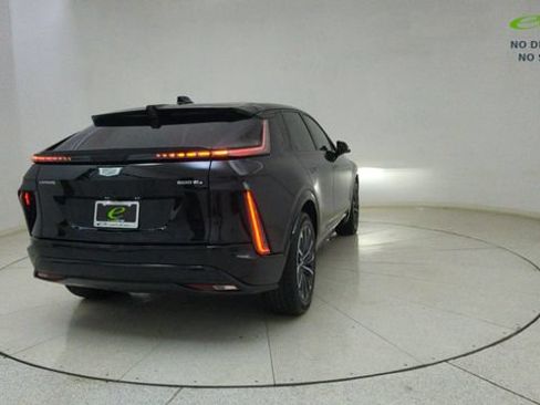 Used 2025 Cadillac Lyriq Sport AWD/4WD image 71