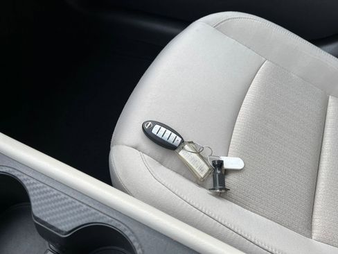 Used 2025 Nissan Altima 2.5 SV image 22