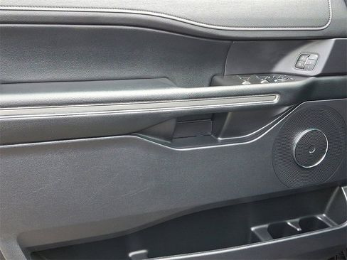 Certified 2021 Ford Expedition XLT image 14