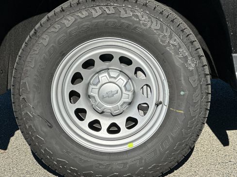 New 2026 Chevrolet Silverado 1500 W/T w/ LPO, Dark Essentials Package image 30