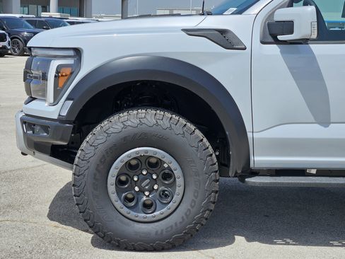 New 2025 Ford F150 Raptor AWD/4WD image 6