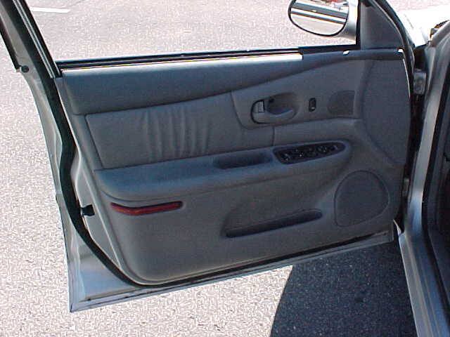 Used 2003 Buick Century Custom w/ Preferred Equipment Group 1SB FWD image 24