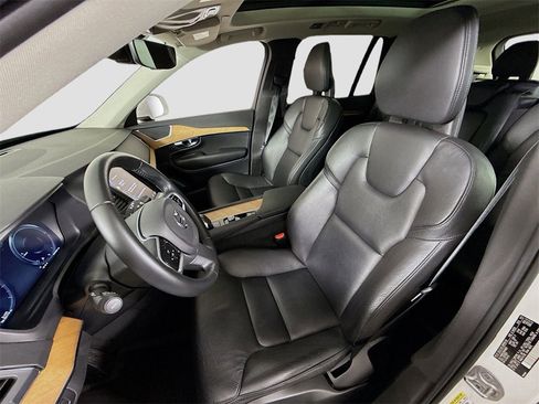 Used 2022 Volvo XC90 T8 Inscription Expression w/ Protection Package Premier image 15