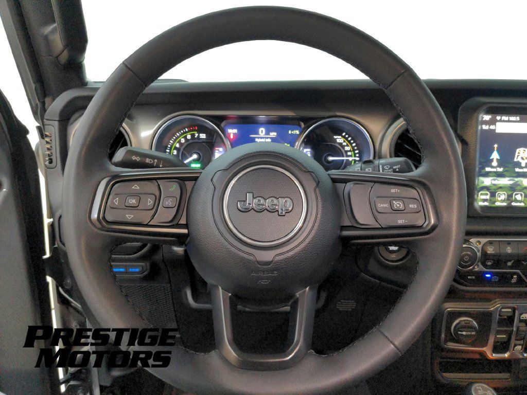 Used 2023 Jeep Wrangler Unlimited w/ Cold Weather Group AWD/4WD image 16
